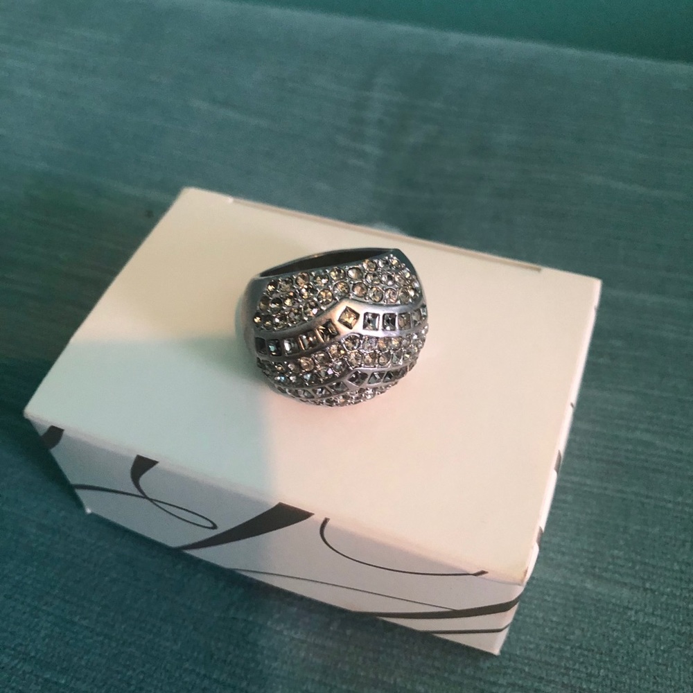 Silver Diamond Ring.. - Picture 2 of 4